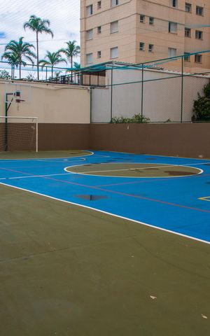 Apartamento à venda com 208m², 4 quartos e 4 vagas Apartamento à venda com 208m², 4 quartos e 4 vagasÁREA COMUM - QUADRA POLI