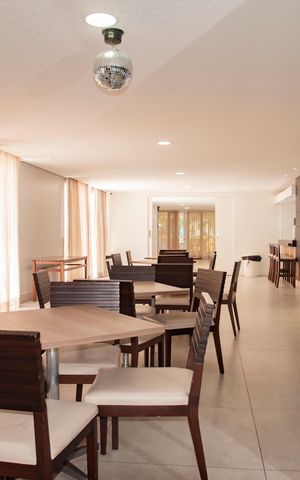 Apartamento à venda com 104m², 3 quartos e 2 vagasÁrea comum - Salão de festas