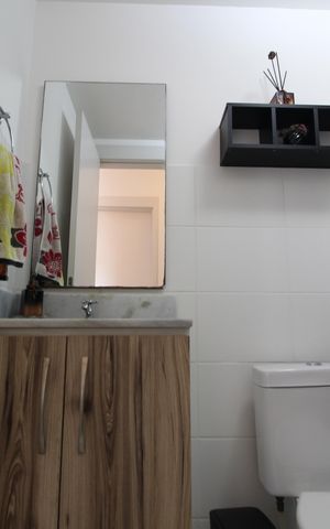 Apartamento à venda com 52m², 2 quartos e 1 vagaBanheiro Social