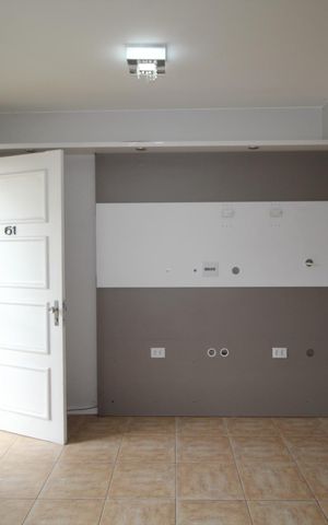 Casa de condomínio à venda com 80m², 3 quartos e 2 vagasSala