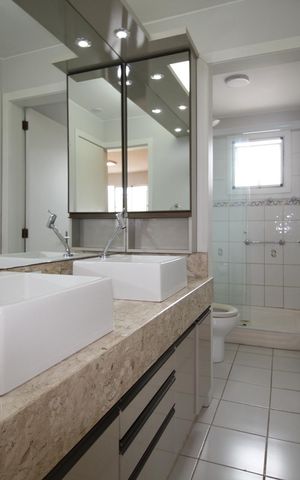 Casa de condomínio à venda com 80m², 3 quartos e 2 vagasBanheiro
