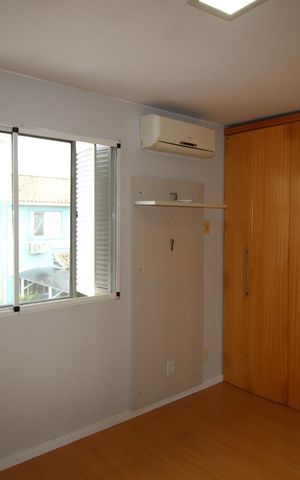 Casa de condomínio à venda com 80m², 3 quartos e 2 vagasSuíte 1