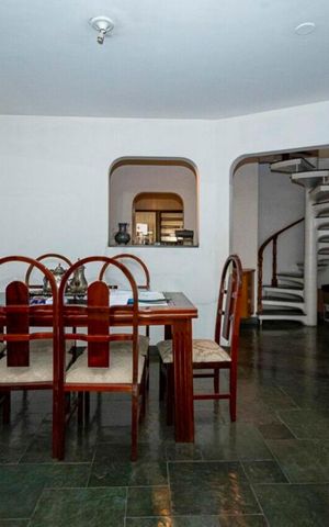 Apartamento para alugar com 270m², 4 quartos e 4 vagas