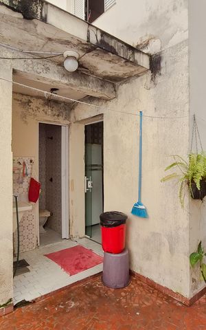 Casa à venda com 155m², 2 quartos e sem vaga Casa à venda com 155m², 2 quartos e sem vagaQuintal