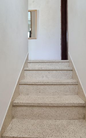 Casa à venda com 155m², 2 quartos e sem vaga Casa à venda com 155m², 2 quartos e sem vagacorredor
