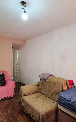 Casa à venda com 155m², 2 quartos e sem vaga Casa à venda com 155m², 2 quartos e sem vagaSala
