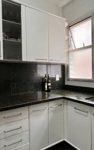 Apartamento à venda com 140m², 3 quartos e 2 vagasCozinha