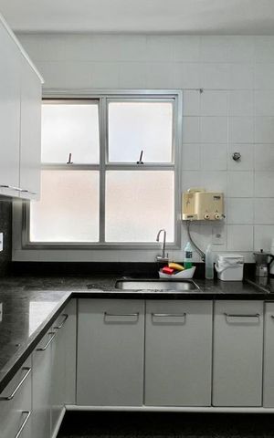 Apartamento à venda com 140m², 3 quartos e 2 vagasCozinha
