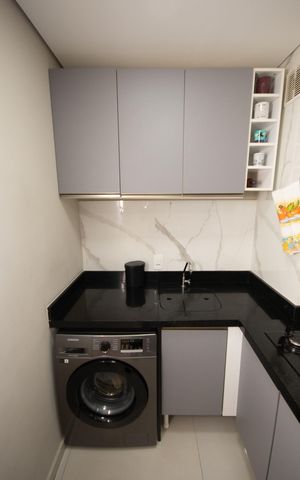 Apartamento à venda com 34m², 1 quarto e sem vaga Apartamento à venda com 34m², 1 quarto e sem vagaCozinha e Área de Serviço