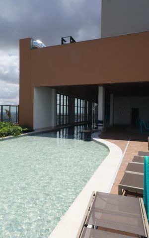 Apartamento à venda com 68m², 2 quartos e 1 vagaÁrea comum - Piscina