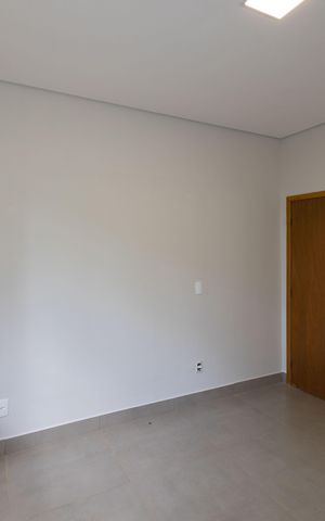 Casa de condomínio à venda com 332m², 3 quartos e 10 vagasQuarto 2