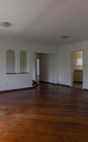 Apartamento para alugar com 119m², 3 quartos e 1 vaga
