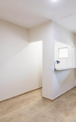 Casa para alugar com 80m², 2 quartos e 1 vaga Casa para alugar com 80m², 2 quartos e 1 vagaSala