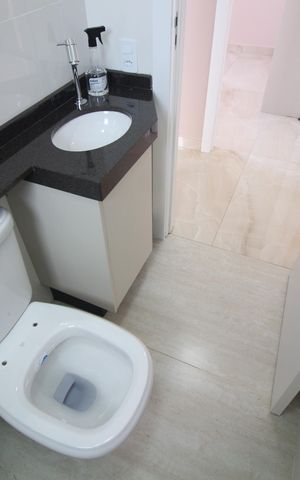 Apartamento à venda com 55m², 2 quartos e 1 vagaBanheiro