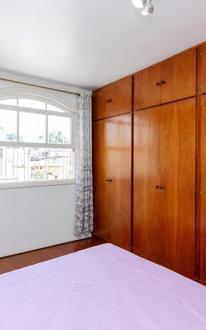 Casa à venda com 100m², 3 quartos e 2 vagas Casa à venda com 100m², 3 quartos e 2 vagasSuíte 1