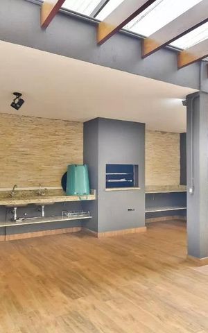 Apartamento à venda com 125m², 3 quartos e 2 vagas Apartamento à venda com 125m², 3 quartos e 2 vagasÁrea comum - Churrasqueira