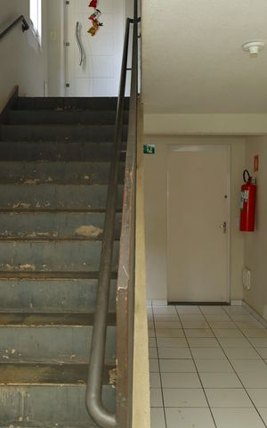 Apartamento para alugar com 58m², 2 quartos e sem vagaÁrea comum - Saguão do andar