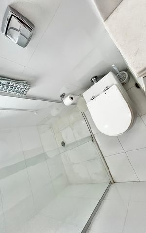Casa à venda com 160m², 3 quartos e 3 vagasBanheiro