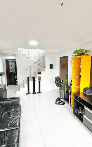 Casa à venda com 160m², 3 quartos e 3 vagasSala