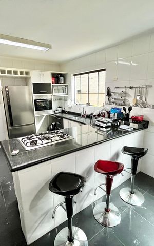 Casa à venda com 160m², 3 quartos e 3 vagasCozinha