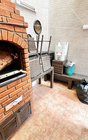 Casa à venda com 160m², 3 quartos e 3 vagasChurrasqueira