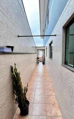 Casa à venda com 160m², 3 quartos e 3 vagasCorredor
