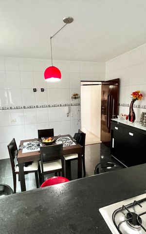 Casa à venda com 160m², 3 quartos e 3 vagasCozinha