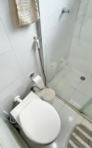 Casa à venda com 160m², 3 quartos e 3 vagasBanheiro da Suíte
