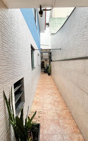 Casa à venda com 160m², 3 quartos e 3 vagasCorredor