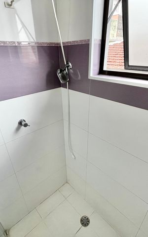 Casa à venda com 160m², 3 quartos e 3 vagasBanheiro da Suíte