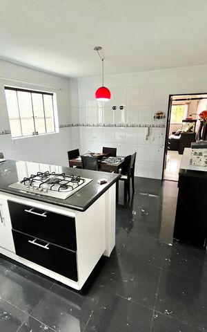 Casa à venda com 160m², 3 quartos e 3 vagasCozinha