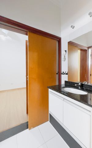 Casa de condomínio para alugar com 450m², 6 quartos e 11 vagas