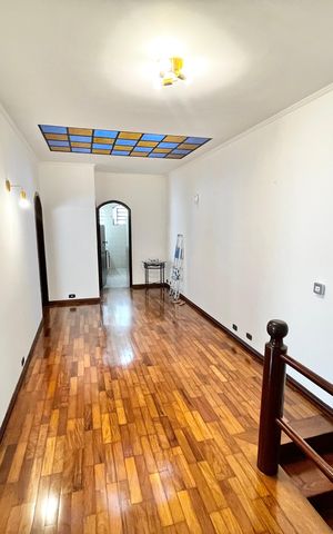 Casa à venda com 364m², 3 quartos e 6 vagas Casa à venda com 364m², 3 quartos e 6 vagasSala 2