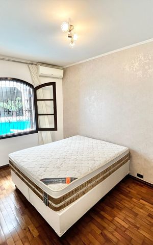 Casa à venda com 364m², 3 quartos e 6 vagas Casa à venda com 364m², 3 quartos e 6 vagasQuarto 2