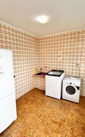 Casa à venda com 364m², 3 quartos e 6 vagas Casa à venda com 364m², 3 quartos e 6 vagasLavanderia