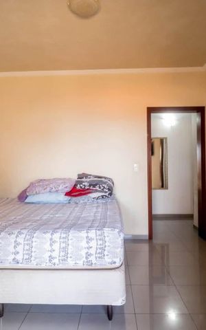 Casa à venda com 340m², 4 quartos e 3 vagas