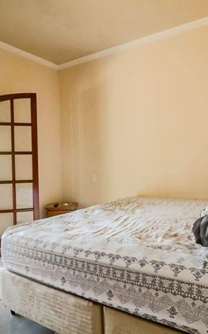 Casa à venda com 340m², 4 quartos e 3 vagas