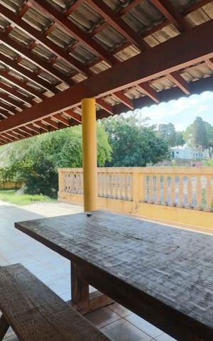 Casa à venda com 340m², 4 quartos e 3 vagas