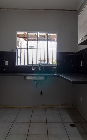 Casa à venda com 390m², 1 quarto e 9 vagasCOZINHA