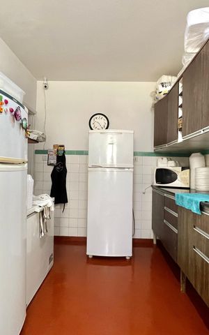 Casa à venda com 300m², 4 quartos e 4 vagas Casa à venda com 300m², 4 quartos e 4 vagasCozinha 2