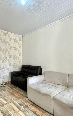 Casa à venda com 300m², 4 quartos e 4 vagas Casa à venda com 300m², 4 quartos e 4 vagasSala 1