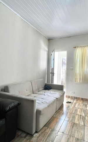 Casa à venda com 300m², 4 quartos e 4 vagas Casa à venda com 300m², 4 quartos e 4 vagasSala 1