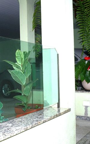 Casa à venda com 302m², 3 quartos e 2 vagasEntrada