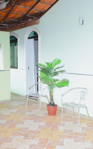 Casa à venda com 302m², 3 quartos e 2 vagasVaranda