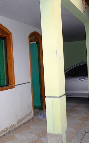 Casa à venda com 302m², 3 quartos e 2 vagasEntrada