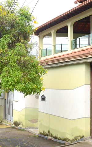 Casa à venda com 302m², 3 quartos e 2 vagasFachada
