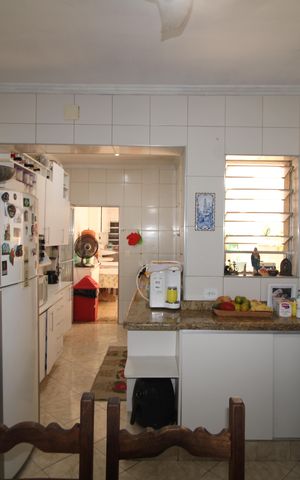 Casa à venda com 170m², 3 quartos e 2 vagasCozinha