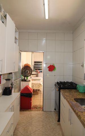 Casa à venda com 170m², 3 quartos e 2 vagasCozinha