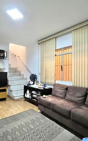 Casa à venda com 250m², 3 quartos e 2 vagas Casa à venda com 250m², 3 quartos e 2 vagasSala de Jantar