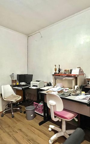 Casa à venda com 250m², 3 quartos e 2 vagas Casa à venda com 250m², 3 quartos e 2 vagasQuarto 2